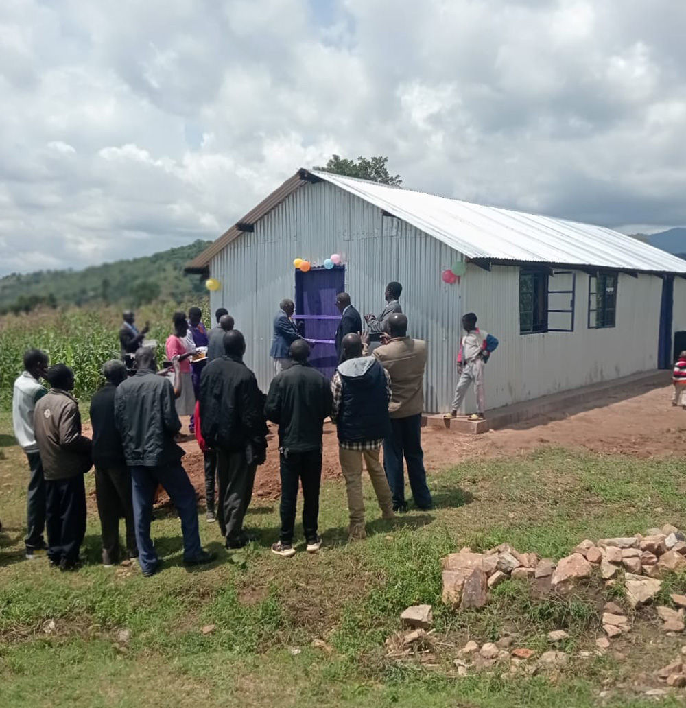 Photo of newly planted church in Kenya